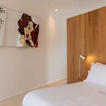 Vida Villa *