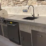 Vida Villa *