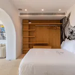Vida Villa *